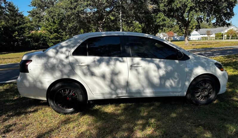 2007 Toyota Yaris full