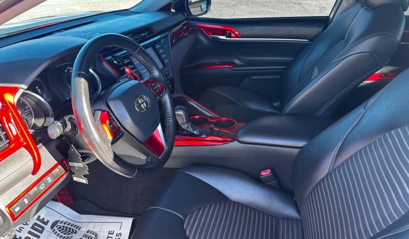2019 Toyota Camry SE full