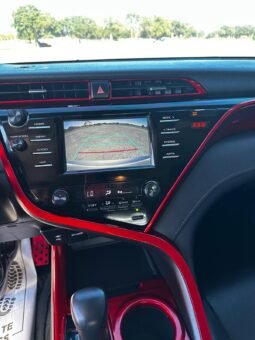 2019 Toyota Camry SE full