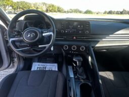 2021 Hyundai Elantra SE full