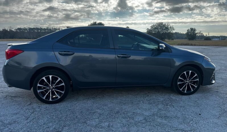2019 Toyota Corolla SE full
