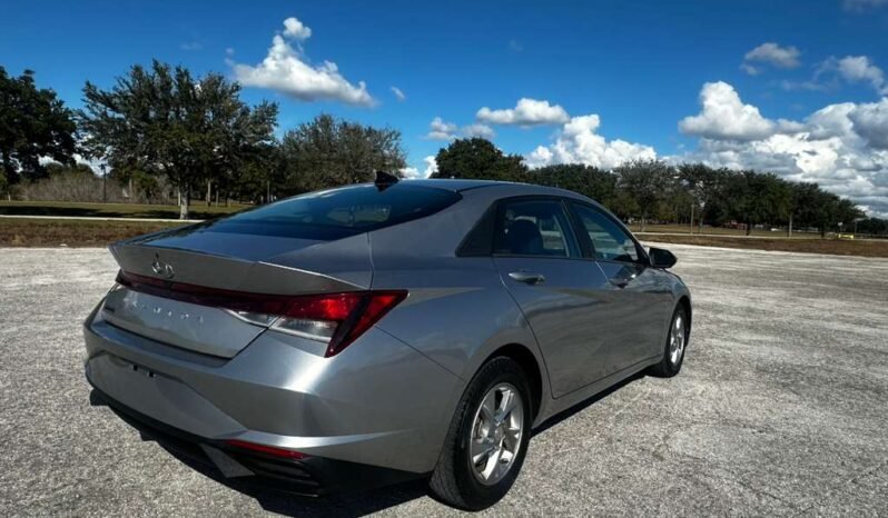 2021 Hyundai Elantra SE full