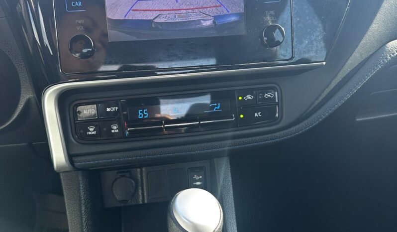 2019 Toyota Corolla SE full