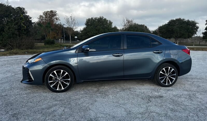 2019 Toyota Corolla SE full
