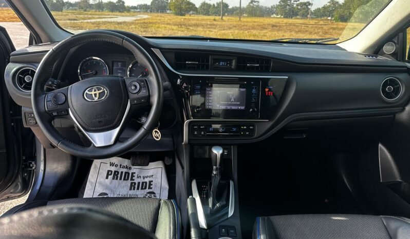 2019 Toyota Corolla SE full