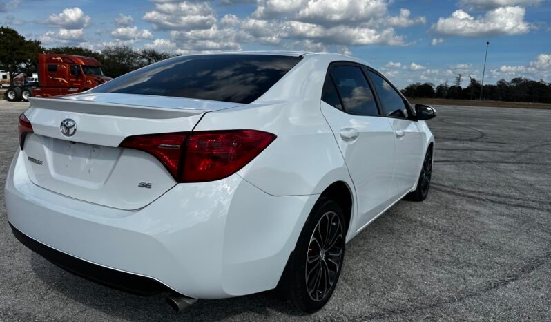 2018 Toyota Corolla SE full